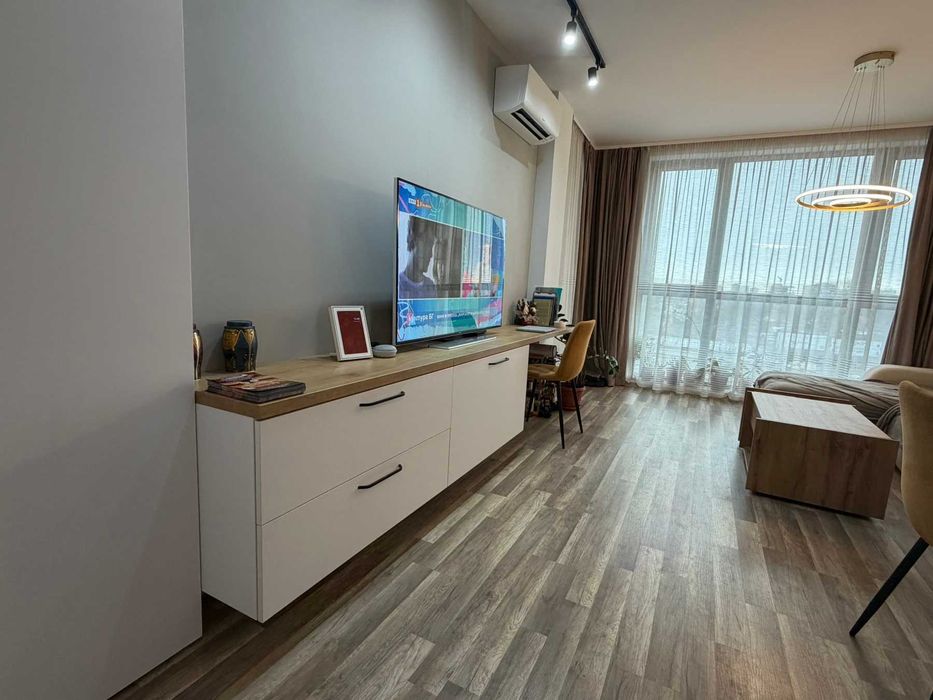 2 стаен, бул. Марица 160 с подземно парко място в центъра