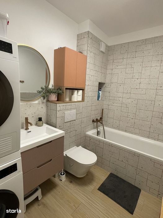 Apartament 3 camere, 59 mp, ultrafinisat, zona Frunzisului