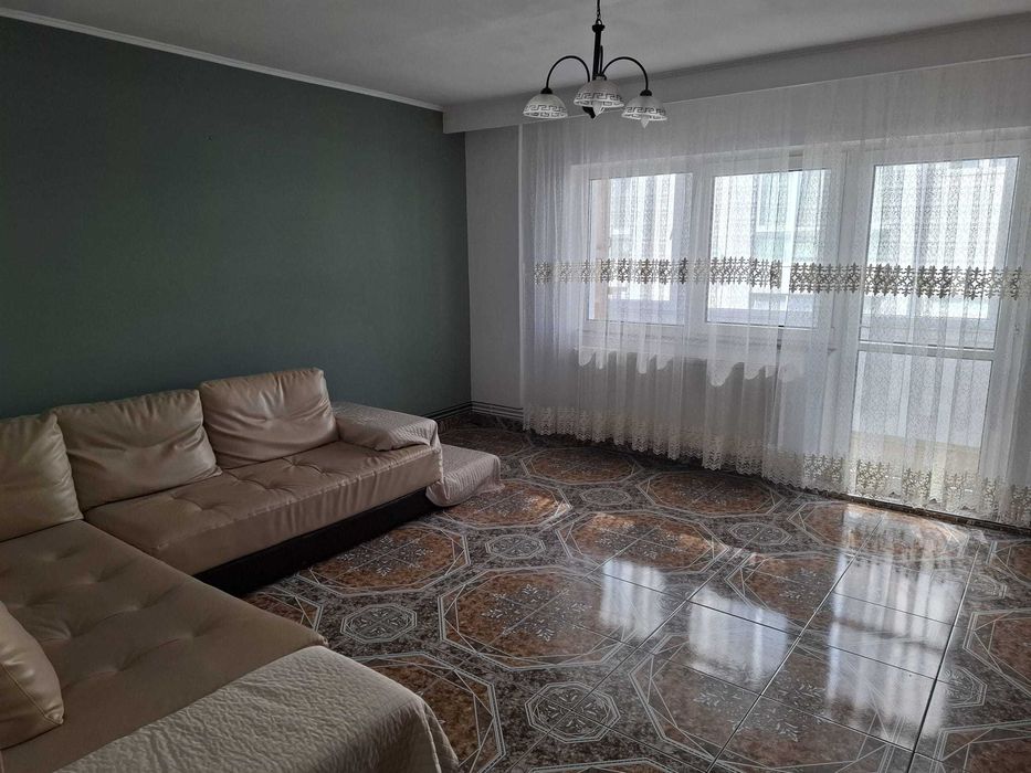 Inchiriere apartament 3 camere, Racadau