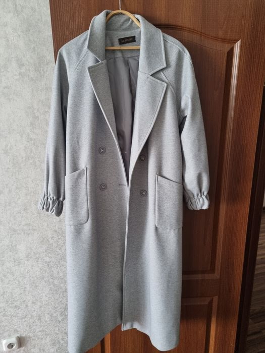 Пальто серое женское