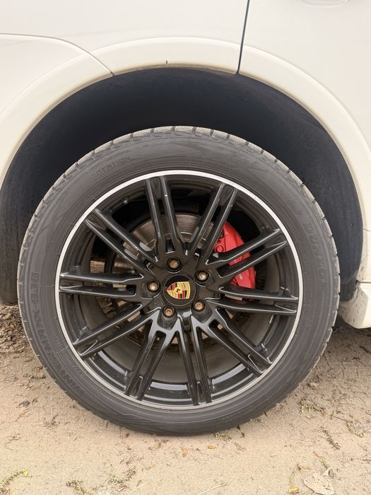 Диски с резиной от Porsche