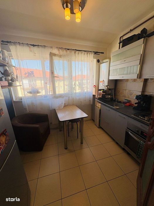 Apartament de 2 camere, 40 mp, zona Florilor — fotografia 1