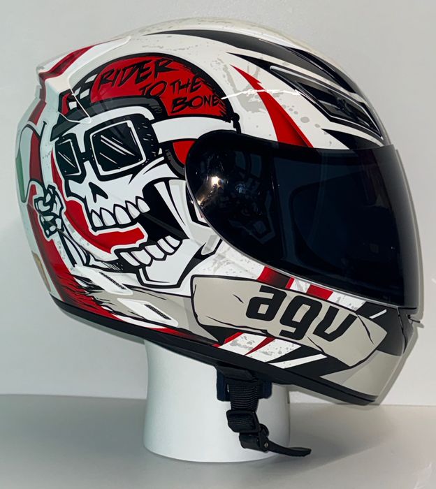 Каска за мотор AGV K3 размер XL в неразличимо от ново състояние.