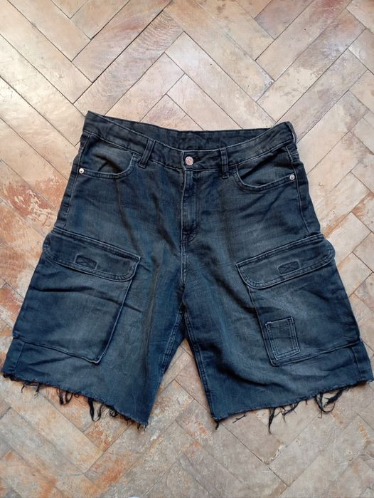 Дрешки,които просто си търсят нов притежател