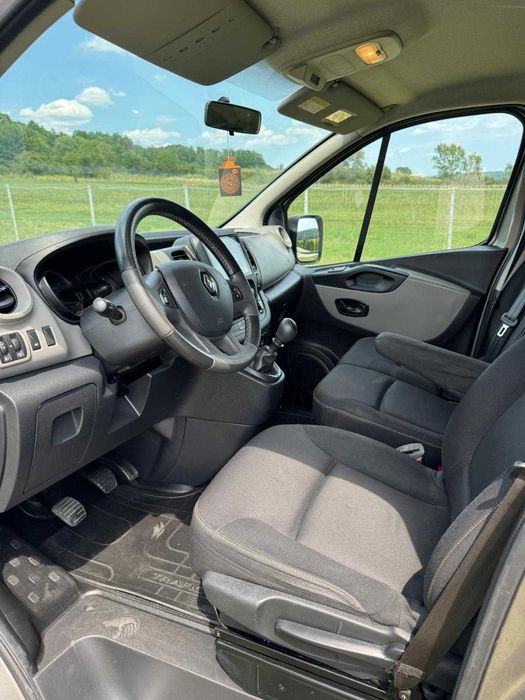 Renault Trafic 8+1 2020