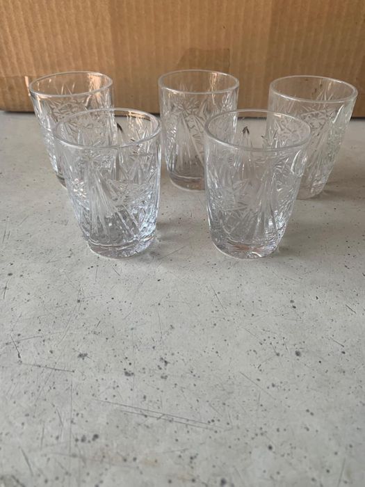 Продам рюмки  стекло и хрусталь времен СССР