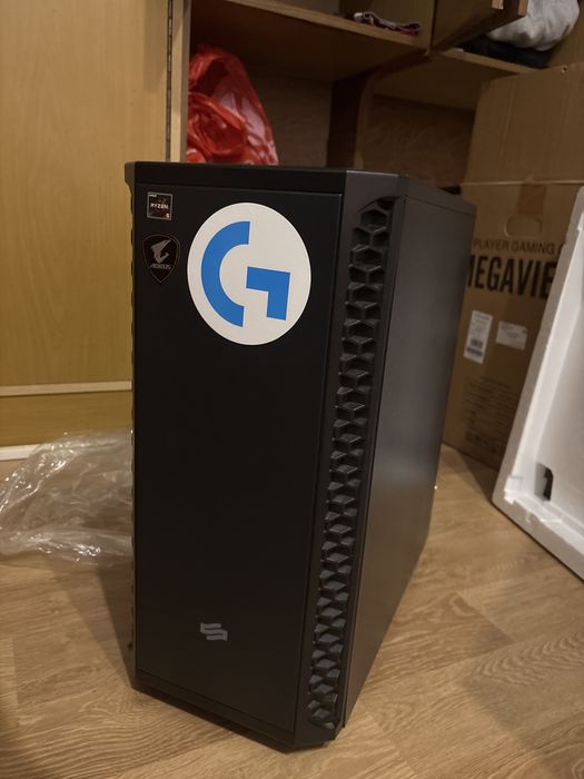 Carcasa Silentium PC SG1M Full-ATX