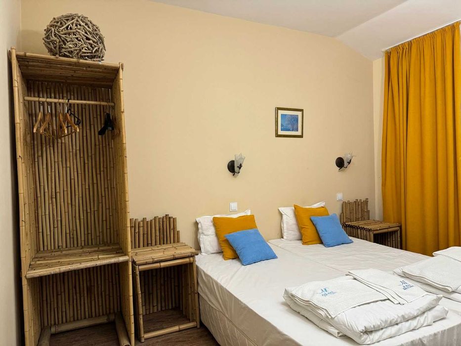 Продава се Хотел в с. Минерални бани, Област Хасково - 600 кв.м за 1134 €/кв.м - Снимка #11