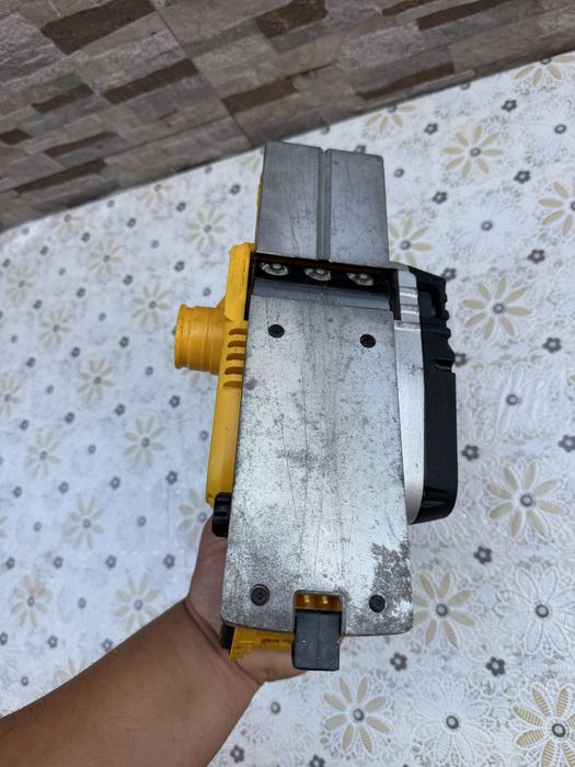 Акумулаторно ренде DeWALT