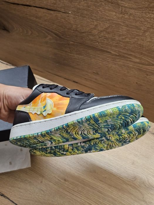 Air Jordan 1 Low SE GS DJ6252-038