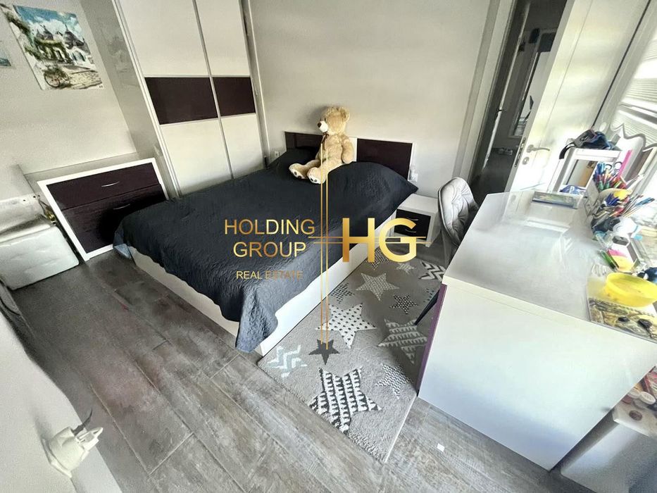 Продава се Тристаен апартамент в Варна, Бриз - 118 кв.м за 2008 €/кв.м - Снимка #2