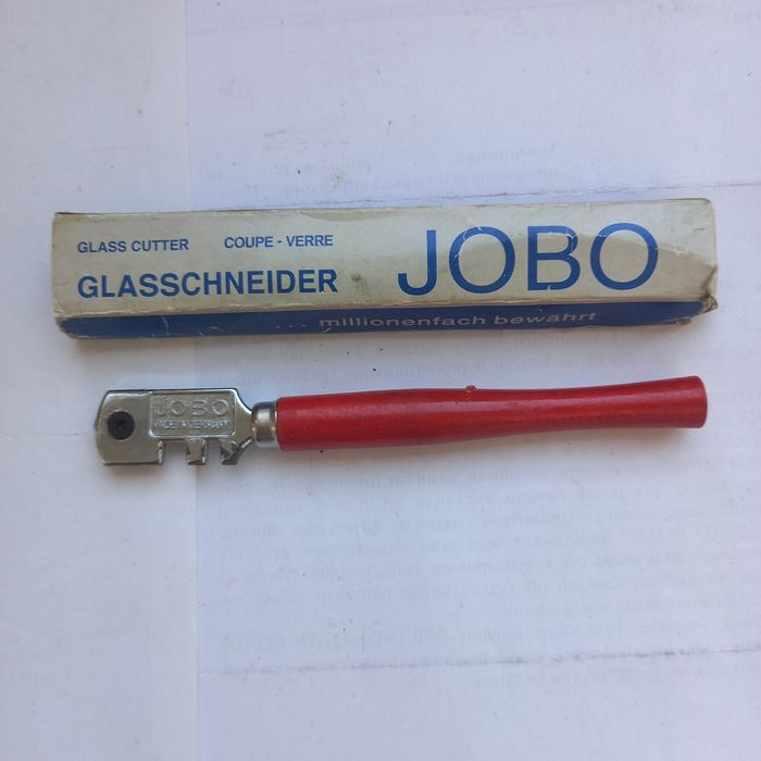 шлифкруги,стамеска,натфили,стеклорез.