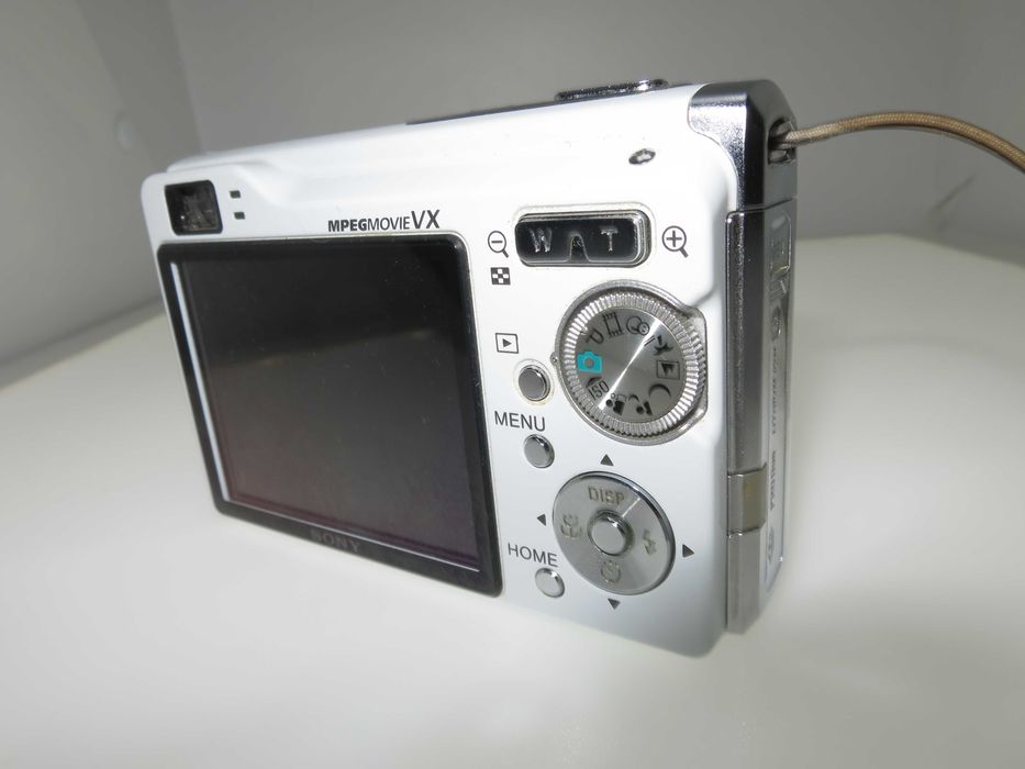 Sony Cyber-shot DSC-W80 компактен фотоапарат цифрова камера - НОВ