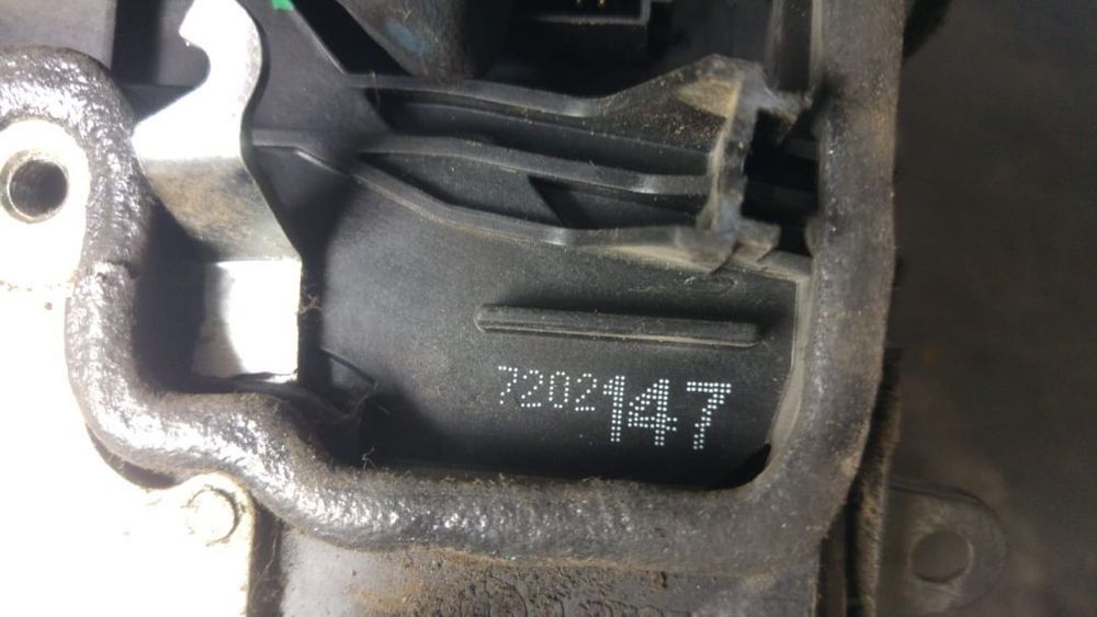 broasca cu maner usa stanga spate bmw e87 7202147