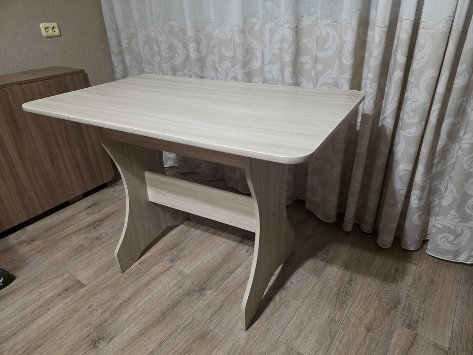 Кухонный стол 110×65 см