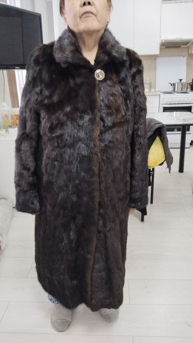 Продам шубу норковую