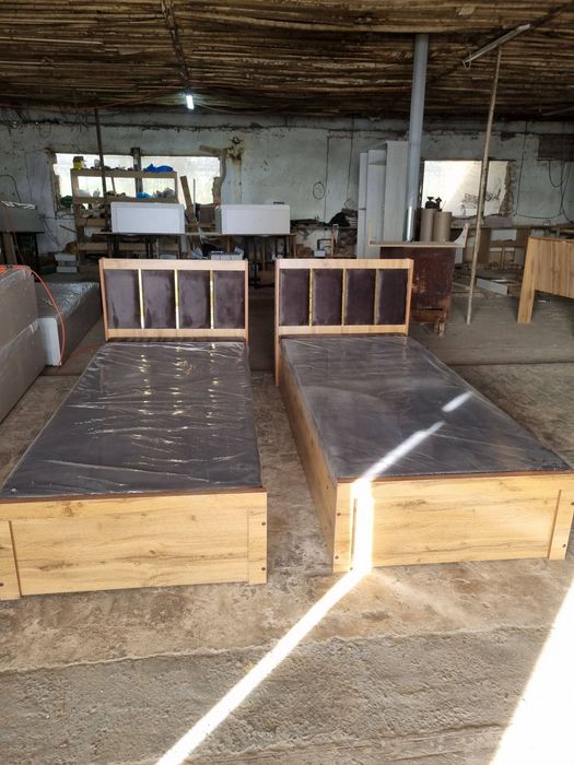 Кровать 700.000 сумдан цех нархида