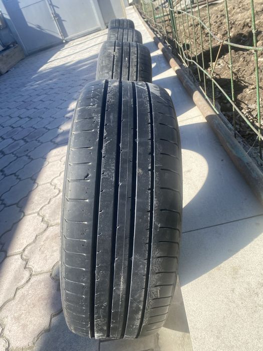 4 Автошины Kumho 235/60/18