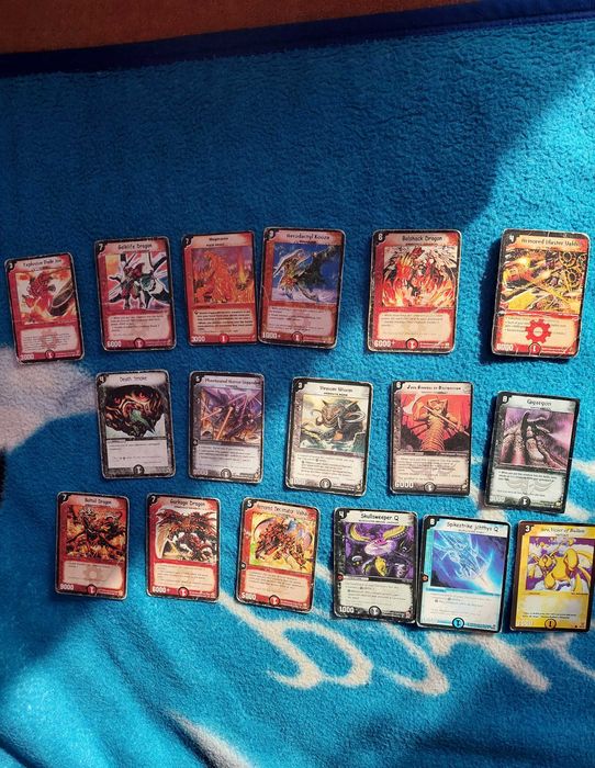 Vând cărți de joc orginale DUEL MASTER