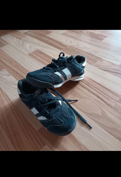 Adidas baieti piele