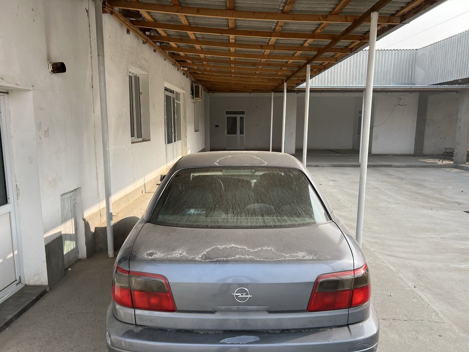 Opel omega 2.2 GAZ