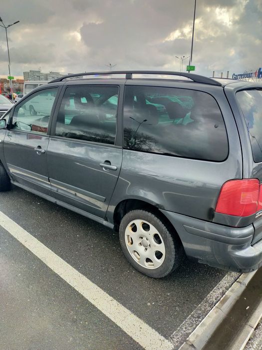 Vănd Seat Alhambra 1,9 fabricatie 2008