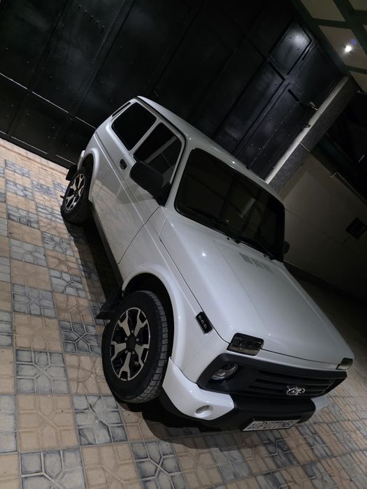 Niva urban 2021 ideyal polni wumka+ prapa