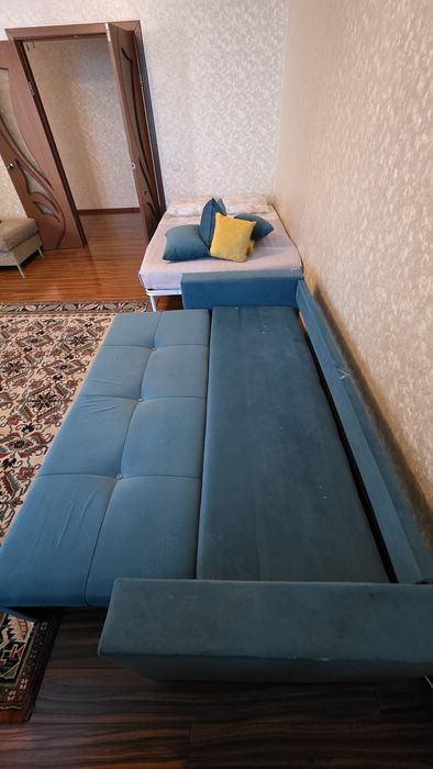 Продам диван 210 м ширина.