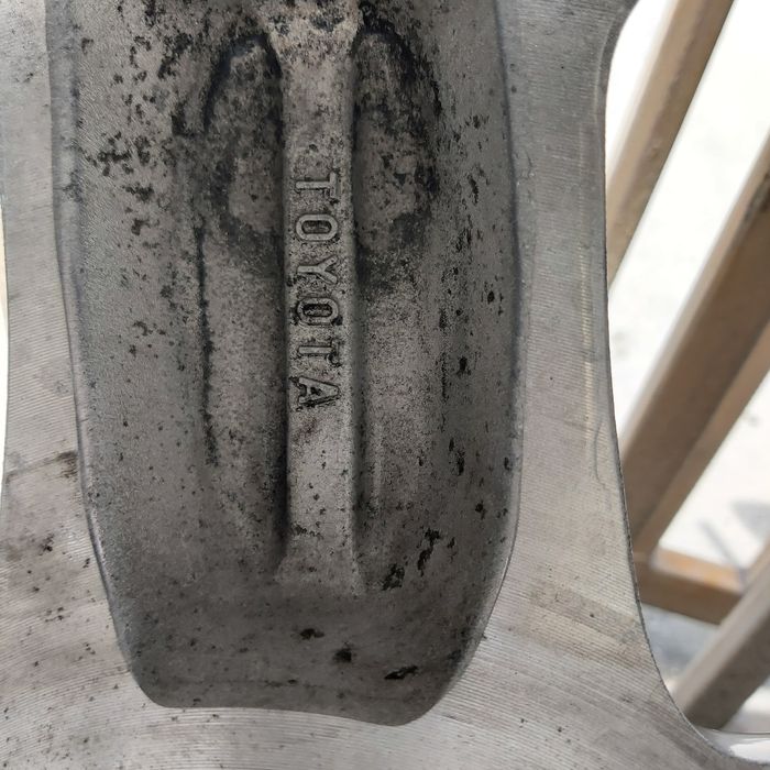 Оригинална джанта Тойота Рав 4 16 цола