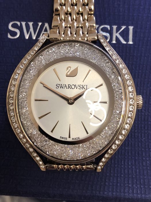 Часы Swarovski
