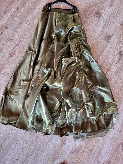 Официална рокля от модна къща "Минона" .