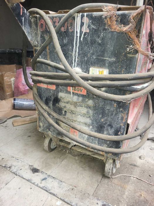 Сварочный выпрямитель (трансформаторный) 380.