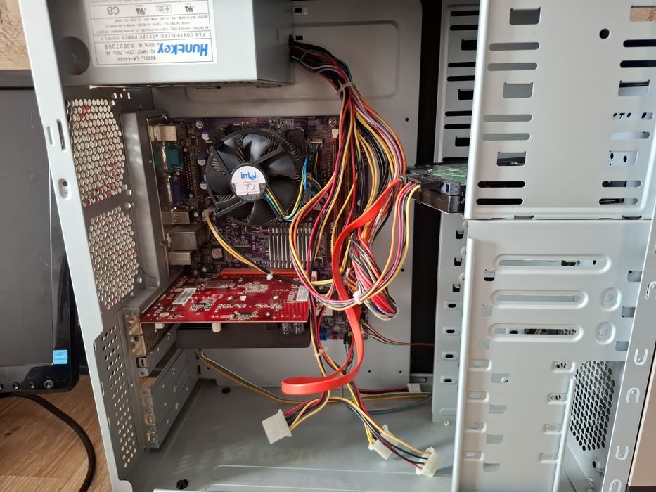 Офисный компьютер