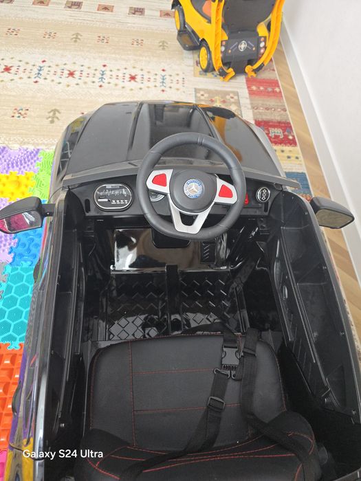 Продам детский автомобиль Мерседес