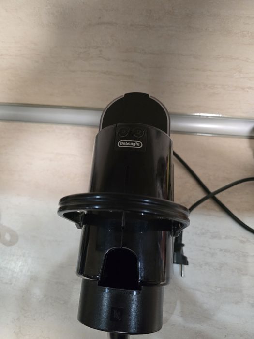 Nespresso кафе машина