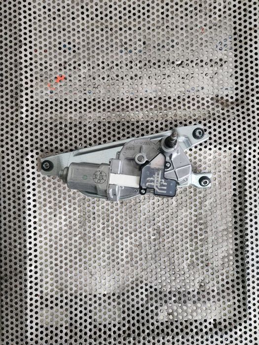 Motoras Stergator Haion Hayon Bmw Seria 2 F45 F46 Cod 7320260