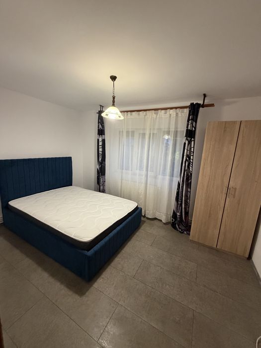 Inchiriez apartament 3 camere