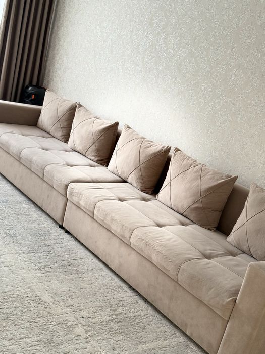 Продам диван 4 метра