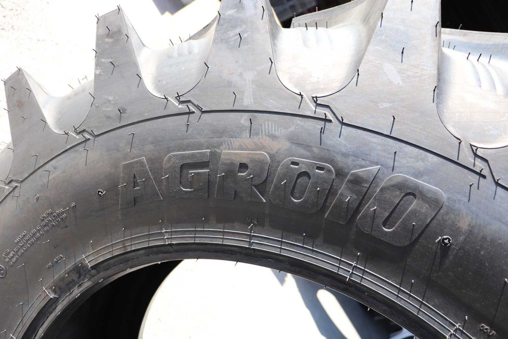 Anvelope TRACTOR radiale 520/85R38 marca OZKA cauciucuri noi 20.8R38