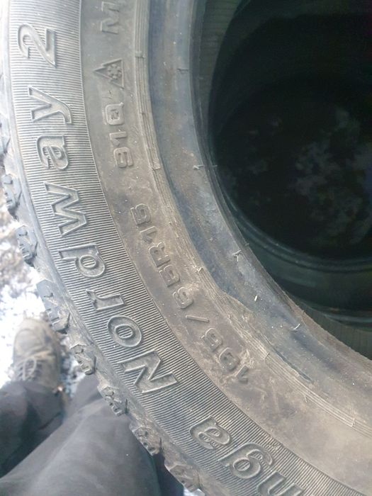 Срочно продаю всесезонный