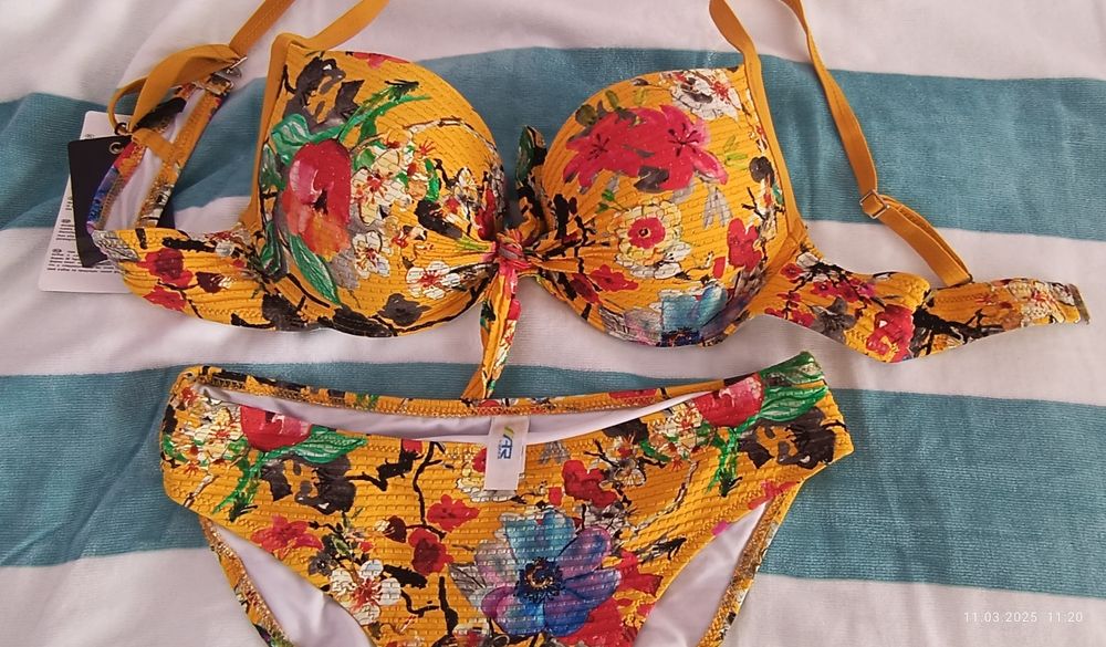 Продам купальник 44-46р. Новый.