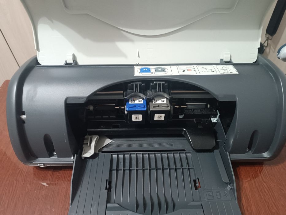 Принтер цветной HP Deskjet D1460
