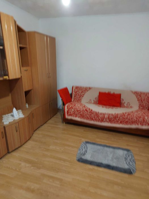 Se închiriază garsonieră în Simeria.