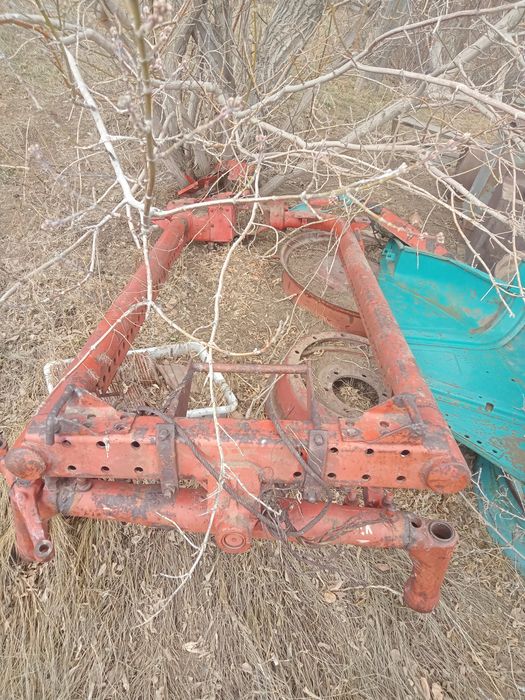 Продам запчасти на трактор т 16