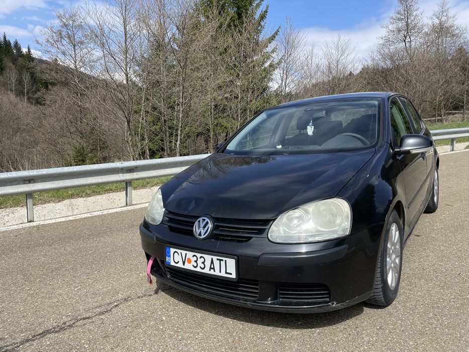 De vânzare masina VW Golf V