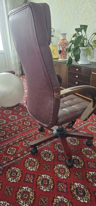 Офисное кресло стиль "TRUMP"