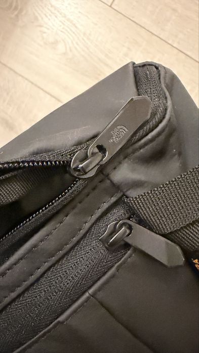 Borseta rucsac the north face impermeabil