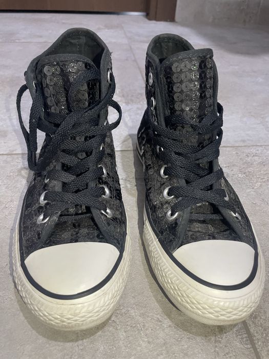 converse dama cu strasuri