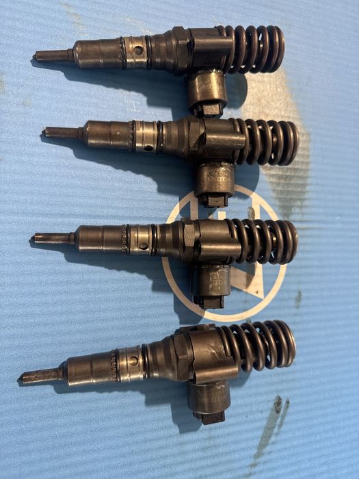 Injector/Injectoare Vw/Audi/Skoda/Seat 2.0 Diesel Cod 03G130073B