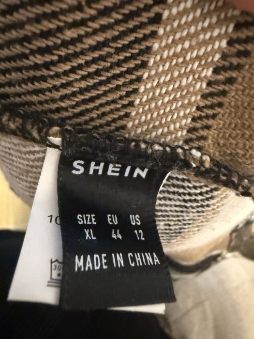 Дебела риза връхна